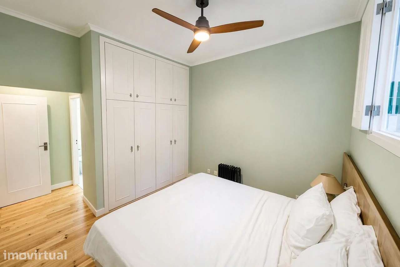 Espaço, luz e carácter num apartamento singular em Lisboa - Grande imagem: 3/30