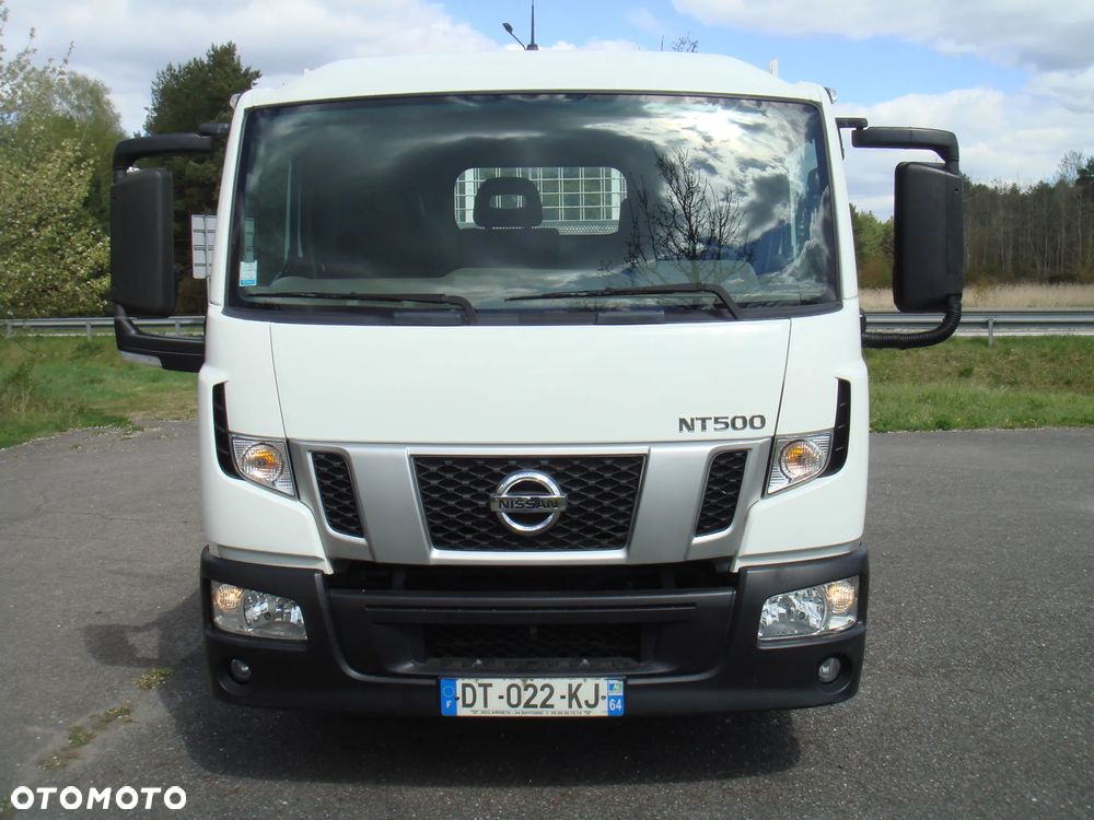 Nissan NT 500 - 3