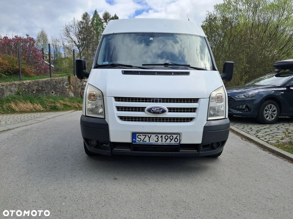 Ford Transit - 1