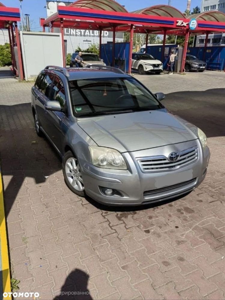 Toyota Avensis 2.0 D-4D Sol+NAVI - 1