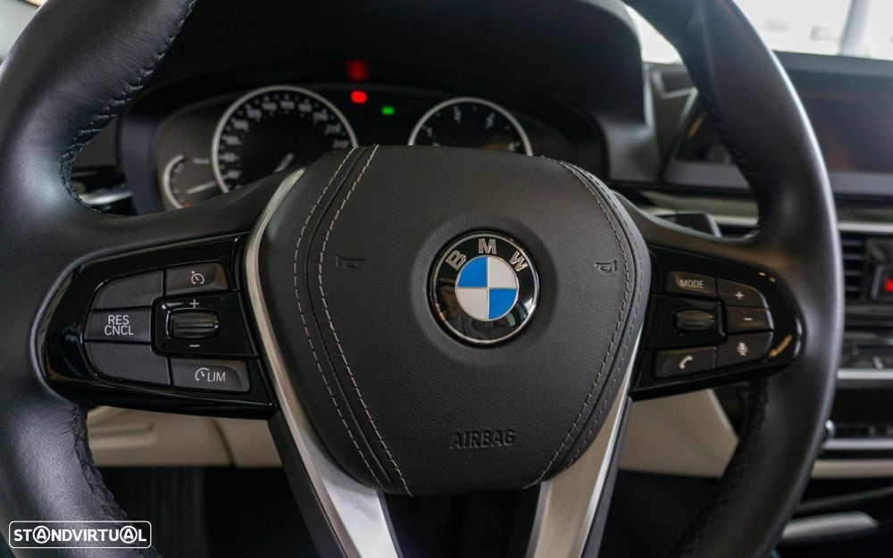 BMW 520 d Auto - 21