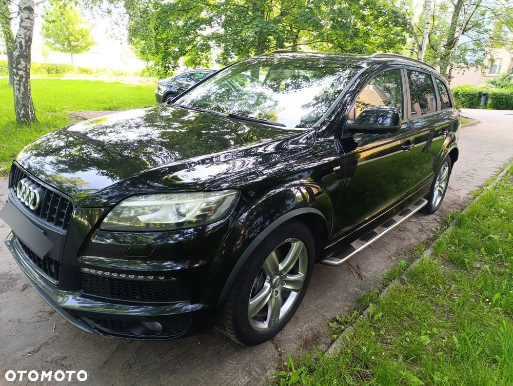 Audi Q7 - 1
