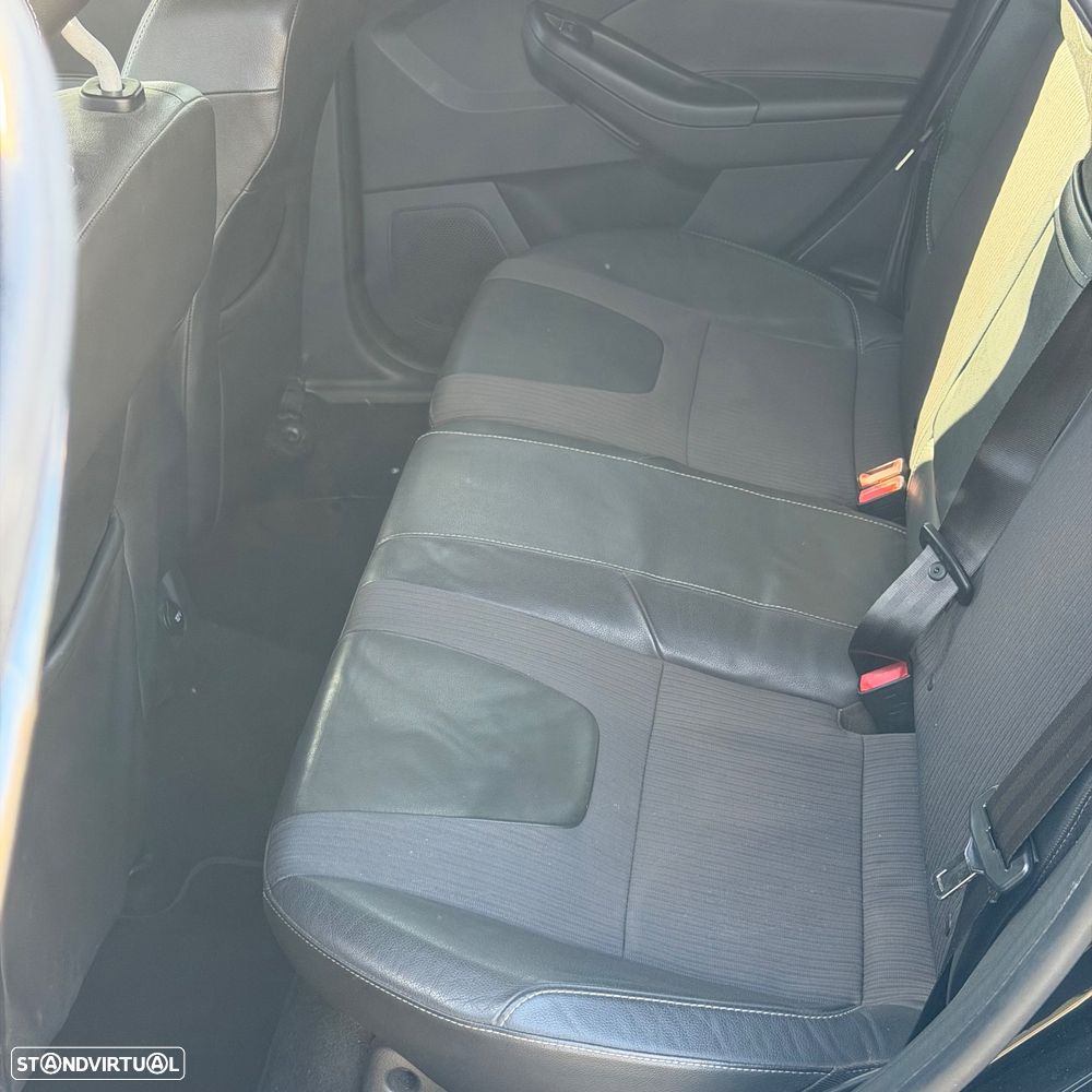 Ford Focus SW 1.6 TDCi Titanium Best - 12