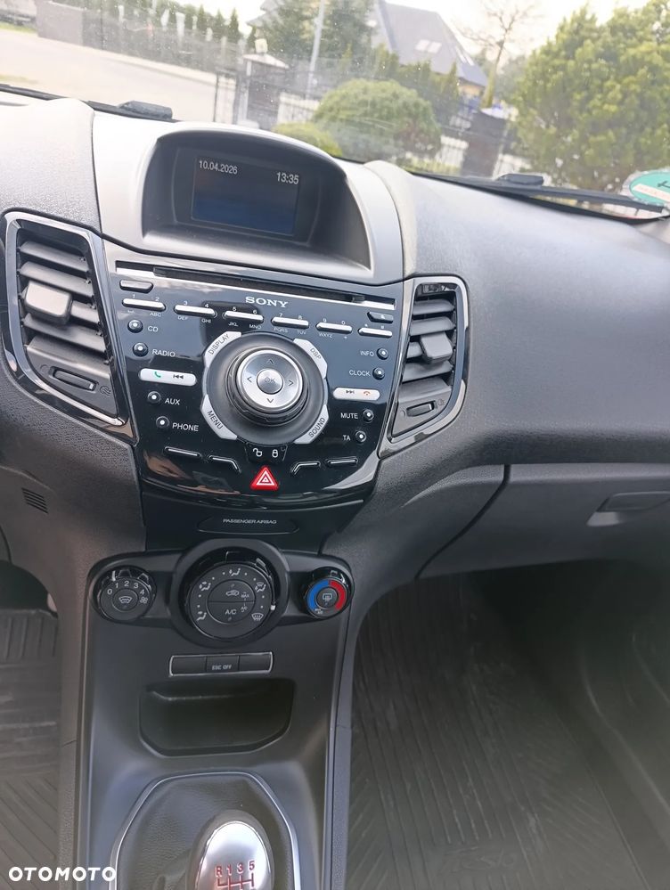 Ford Fiesta 1.6 EcoBoost ST - 18
