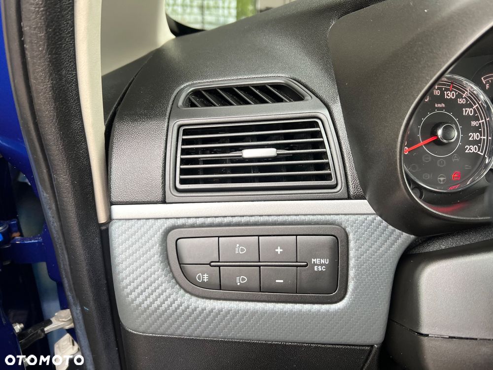 Fiat Punto 1.4 Multiair Lounge S&S - 34
