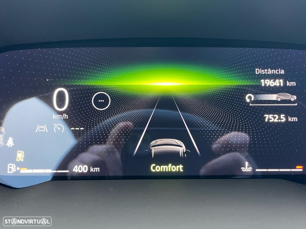 Renault Captur 1.0 TCe Techno Bi-Fuel - 3