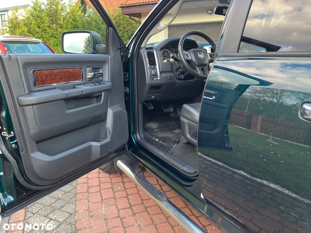 Dodge RAM 5.7 4x4 - 22