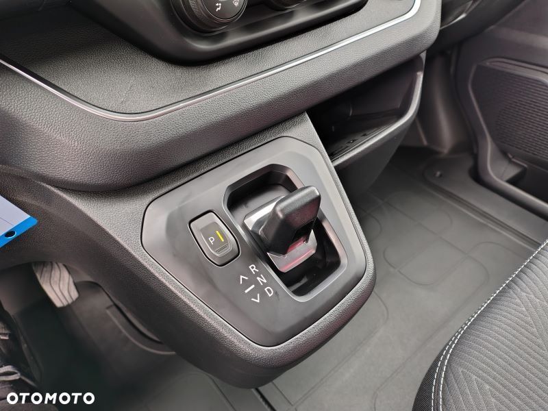 Renault Trafic - 12