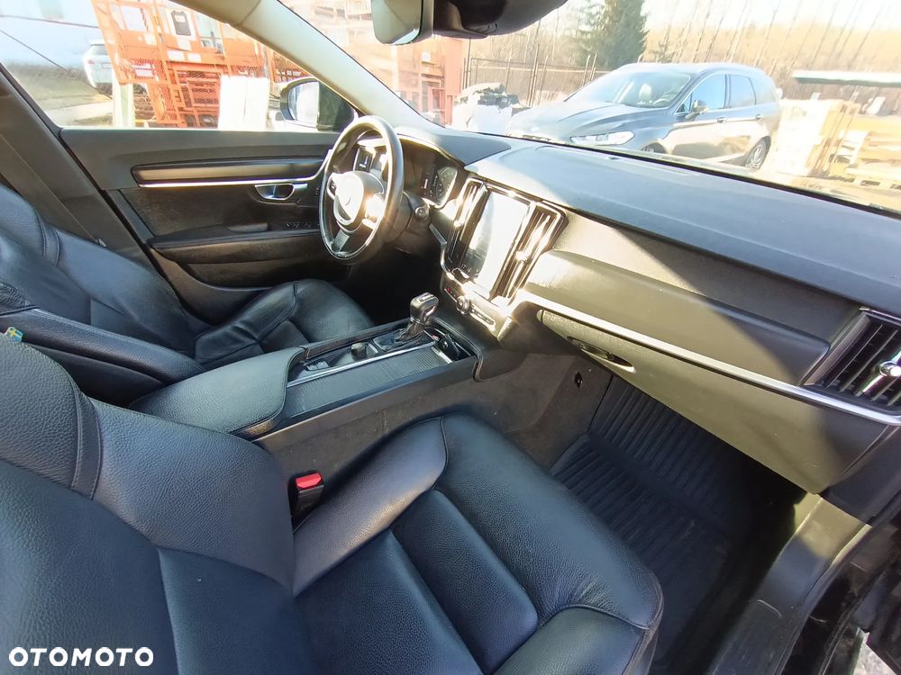Volvo V90 - 31