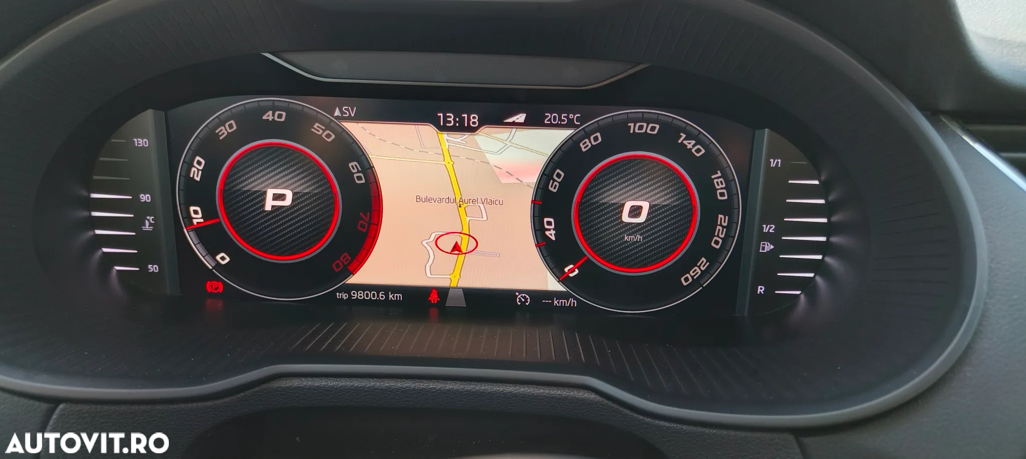 Skoda Octavia 2.0 245 TSI DSG RS - 10