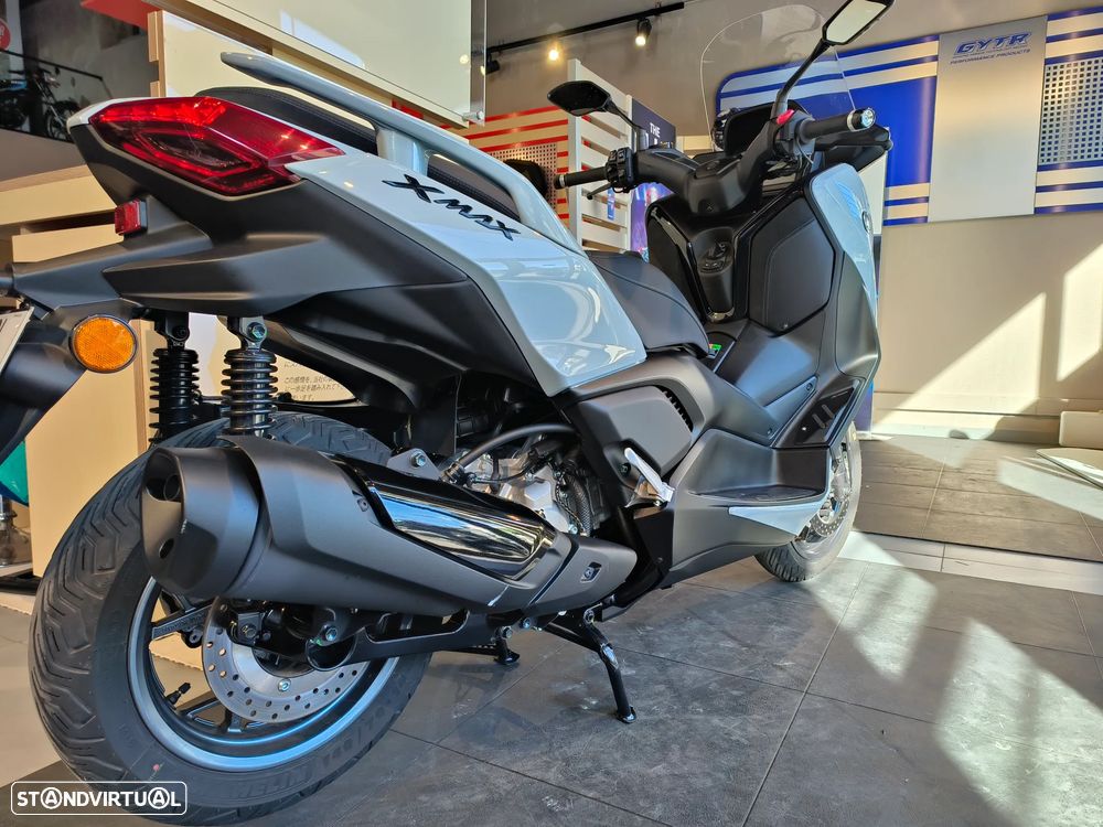 Yamaha X-Max 300 Techmax+ - 4