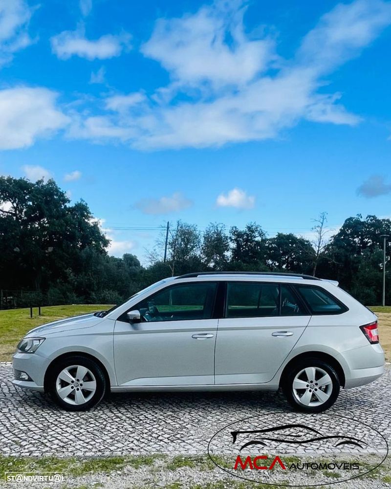 Skoda Fabia Break 1.0 Style - 24