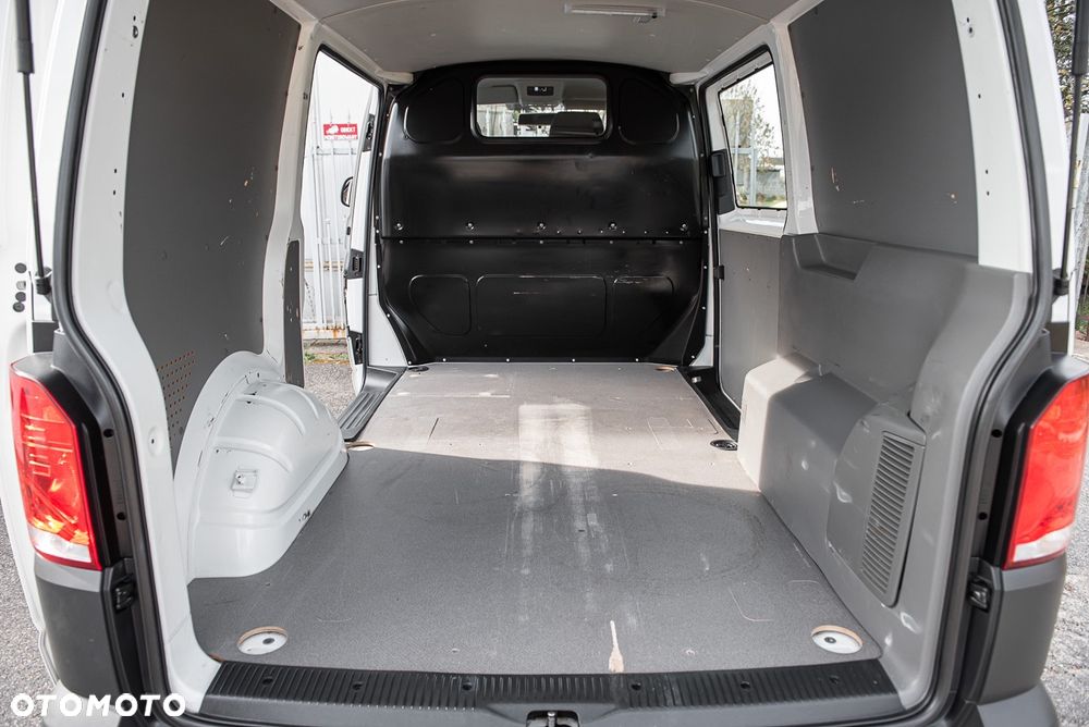 Volkswagen Transporter 6.1 - 21