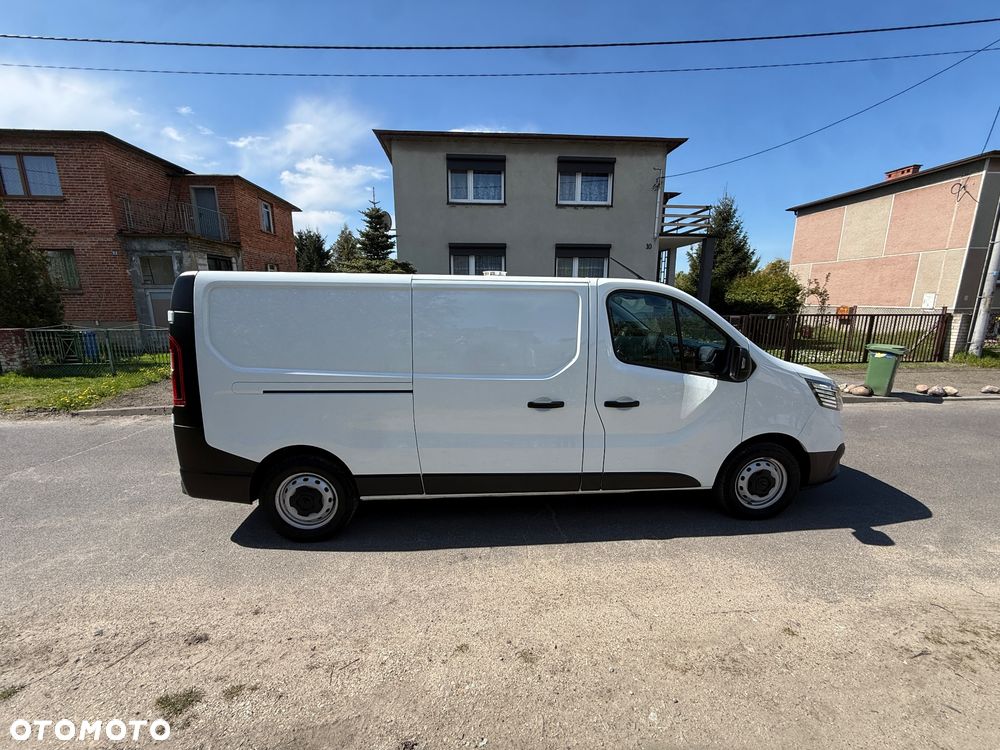 Renault Trafic - 8