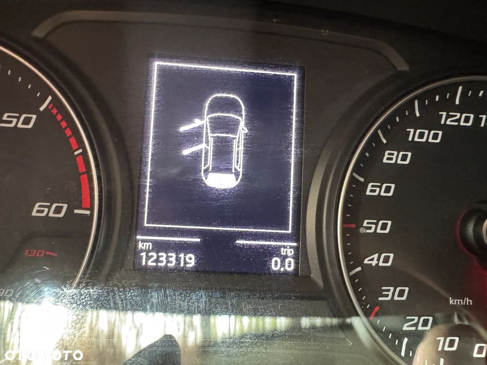 Seat Leon 1.6 TDI Style S&S - 25