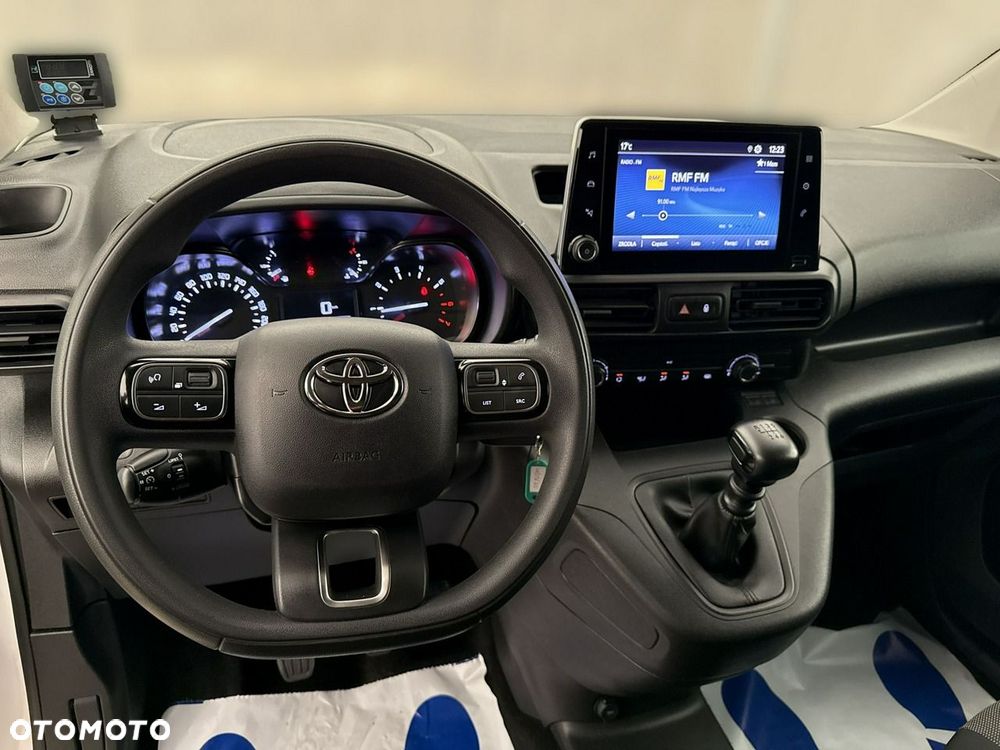 Toyota Proace City - 15