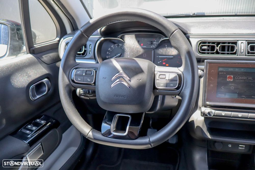 Citroën C3 1.2 PureTech Shine - 27