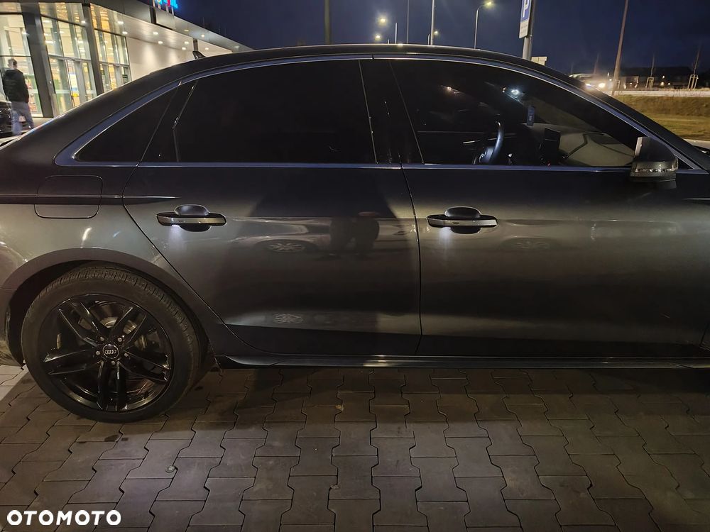 Audi A4 Limousine 2.0 TFSI quattro S tronic sport - 11