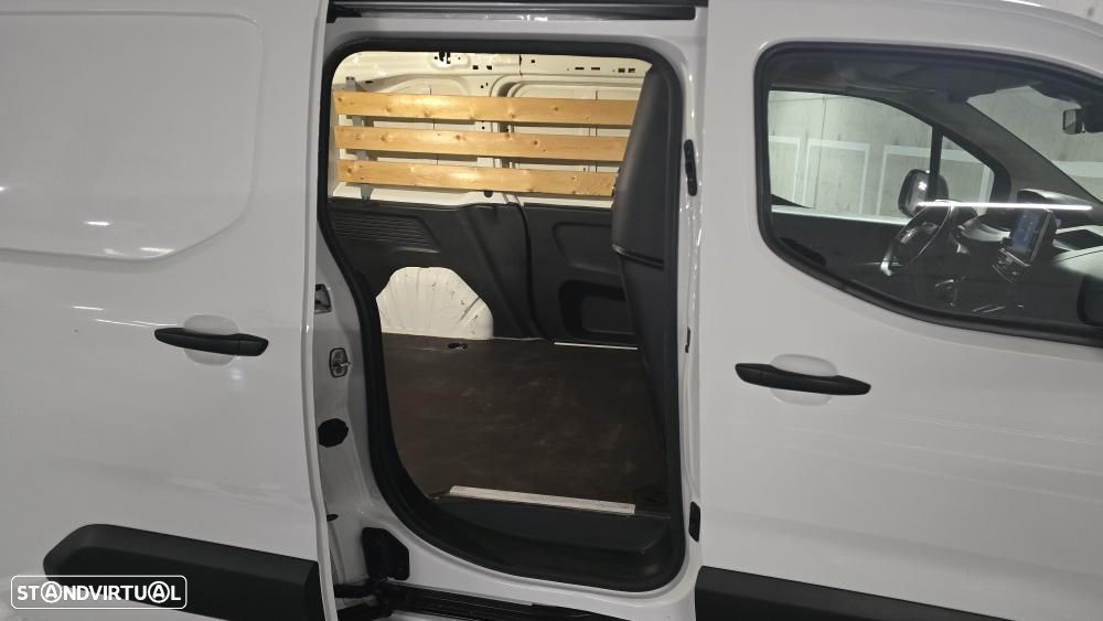 Peugeot Partner 1.5 HDI PRO STANDARD - 26