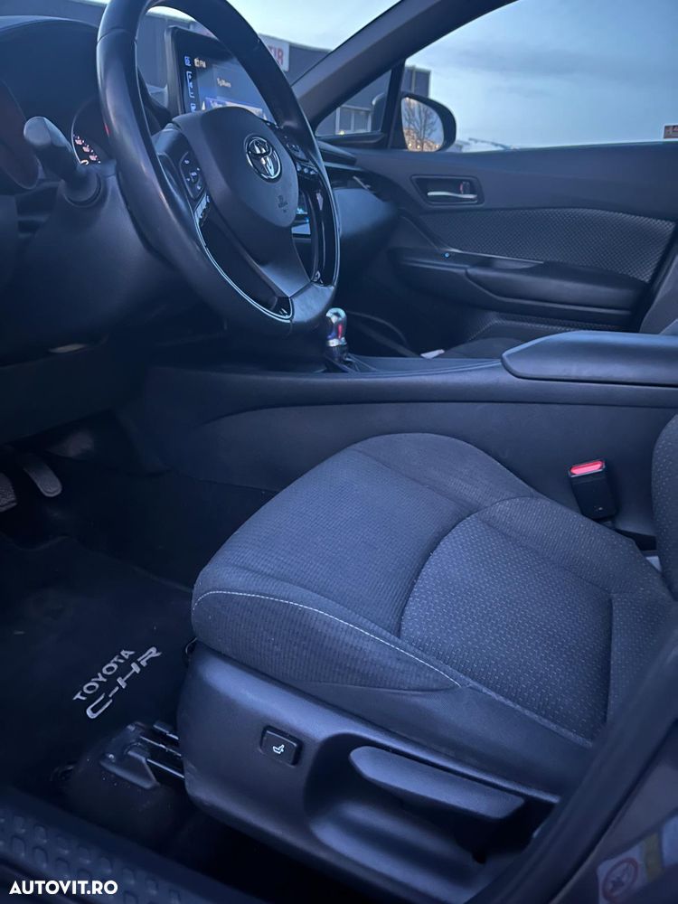 Toyota C-HR Style - 9