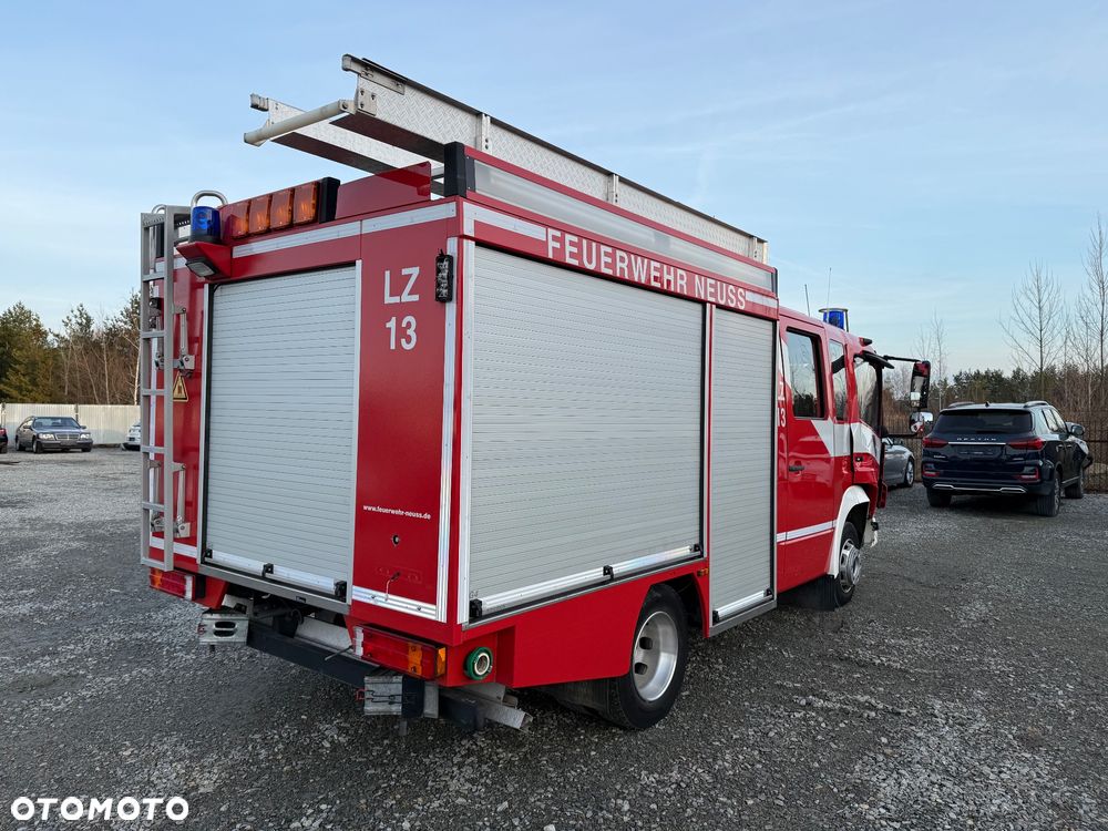 Mercedes-Benz ATEGO 818 4x2 - 5