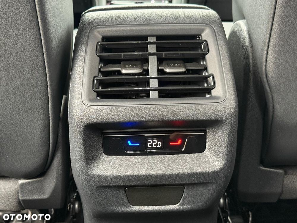 Volkswagen Tiguan 1.5 eTSI Elegance DSG - 32