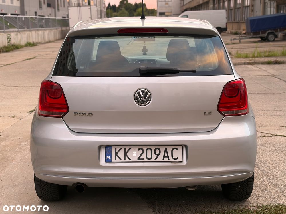 Volkswagen Polo 1.4 FSI - 4