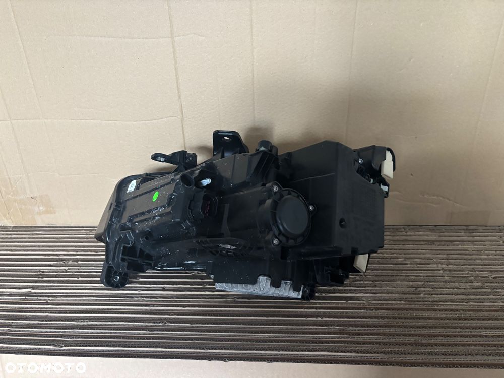 Audi SQ2 GA Lampa przednia Full Led  81A941036D - 5