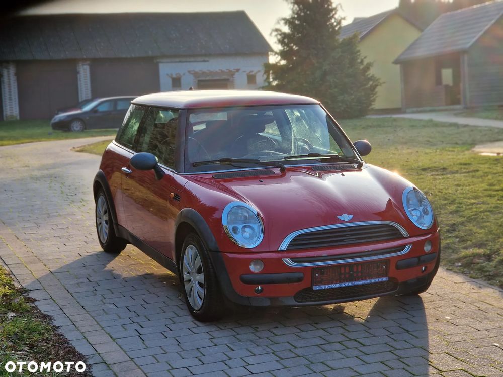 MINI ONE Sidewalk - 4