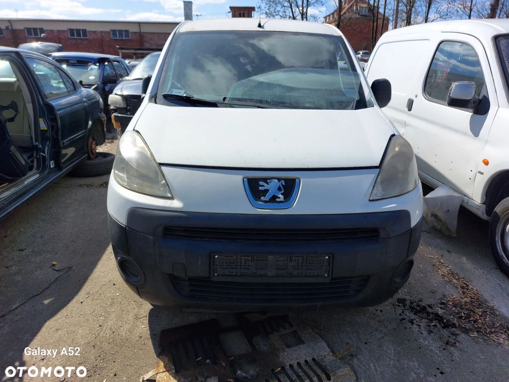 Zderzak PEUGEOT PARTNER 1,6D 12R. maska,lampy,drzwi,klapa.... - 1
