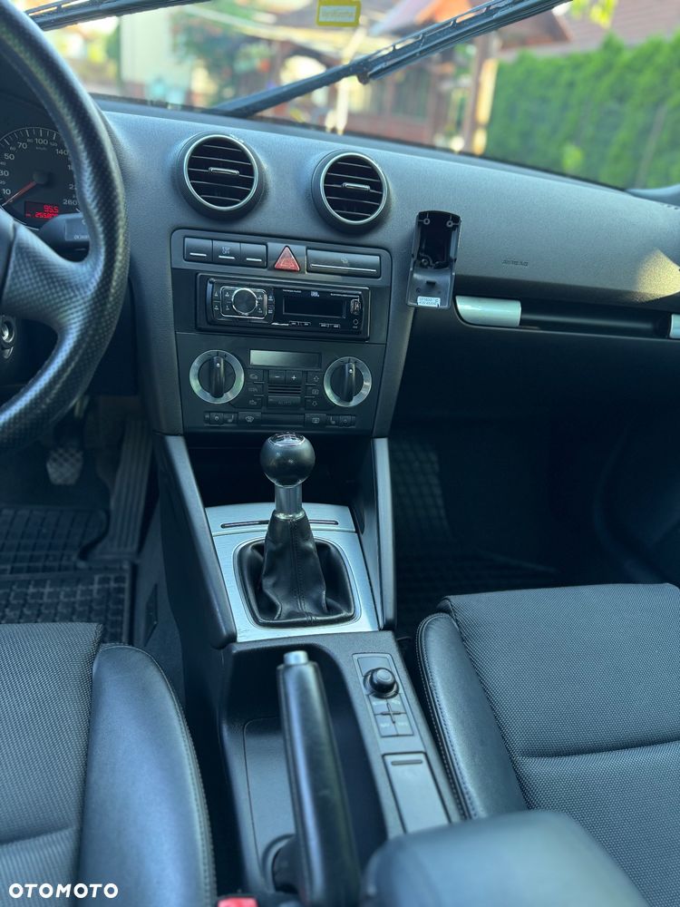 Audi A3 3-drzwiowe 2.0 TDI DPF Ambiente - 12
