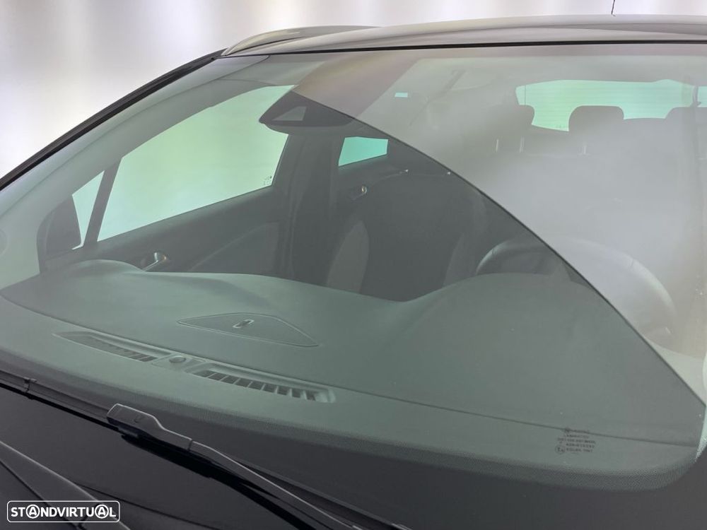 Opel Crossland X 1.2 T Innovation - 21