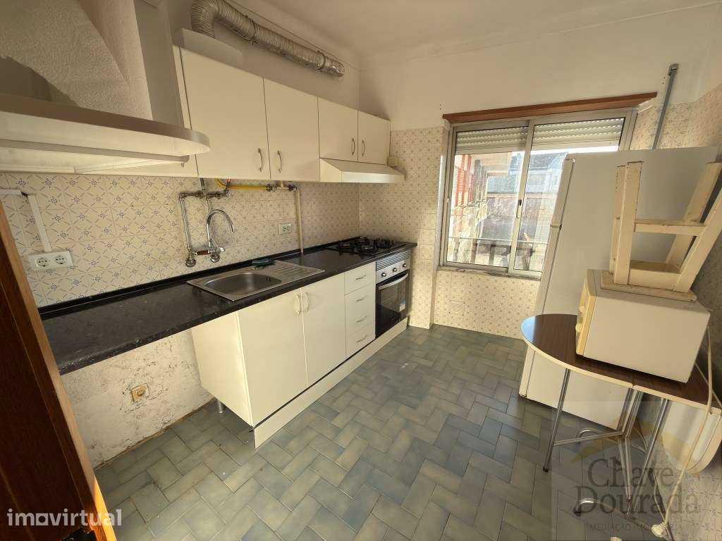 Apartamento T1 - junto à Faculdade de Economia - Grande imagem: 4/11