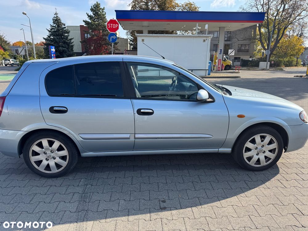 Nissan Almera - 8