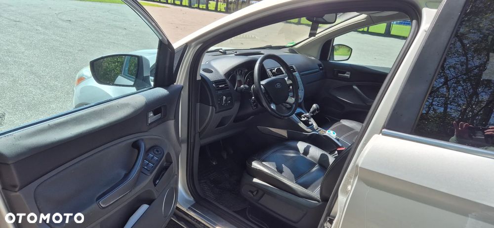 Ford Kuga 2.0 TDCi Titanium - 5