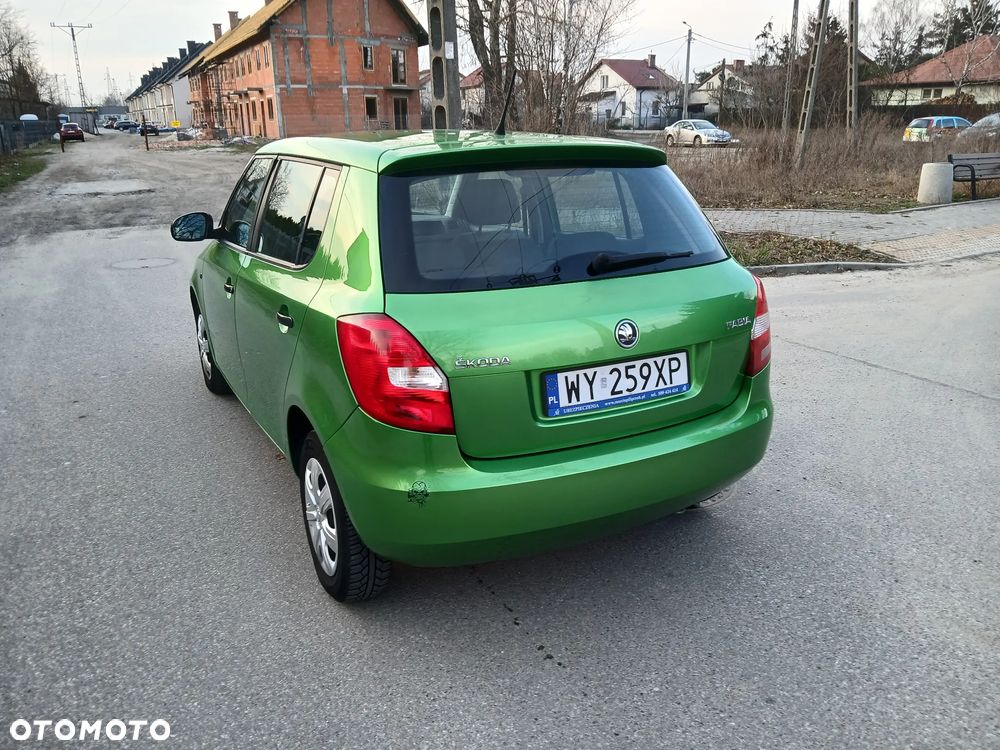 Skoda Fabia - 10