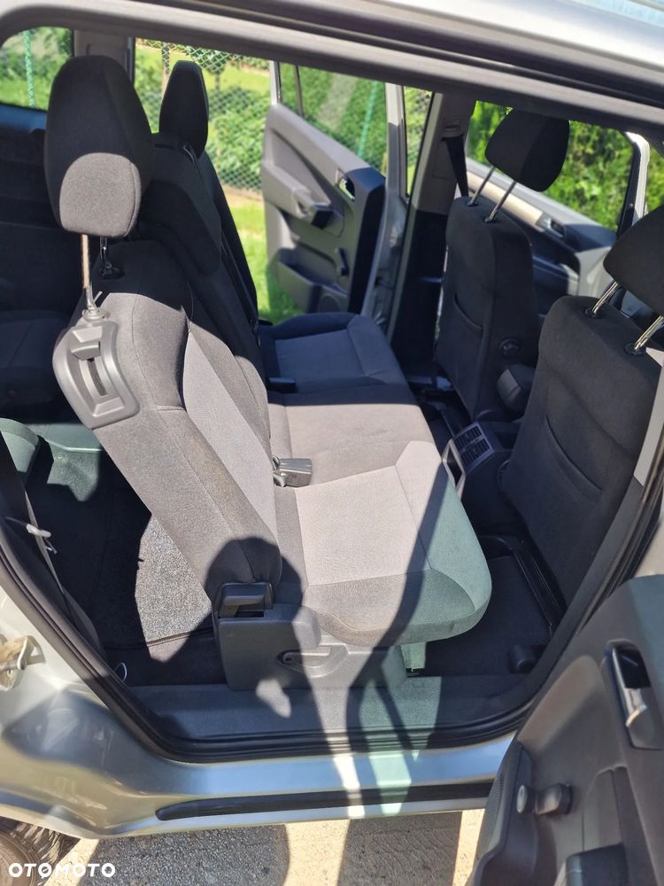 Opel Zafira - 19
