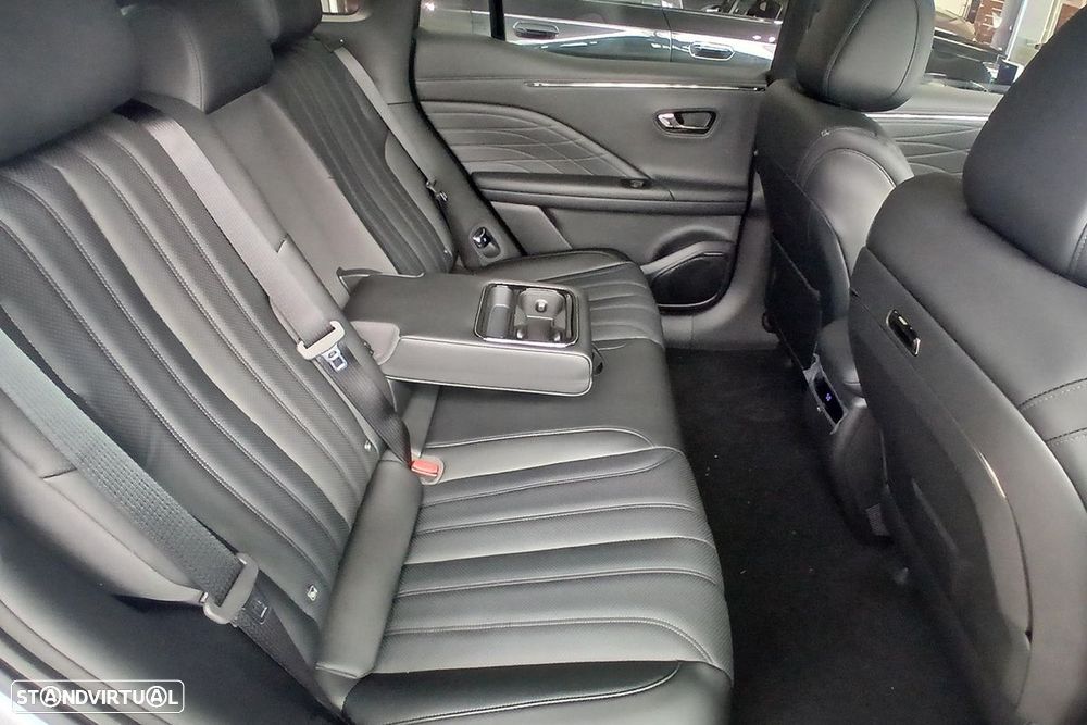 Aion V 75.26 kWh Luxury - 14