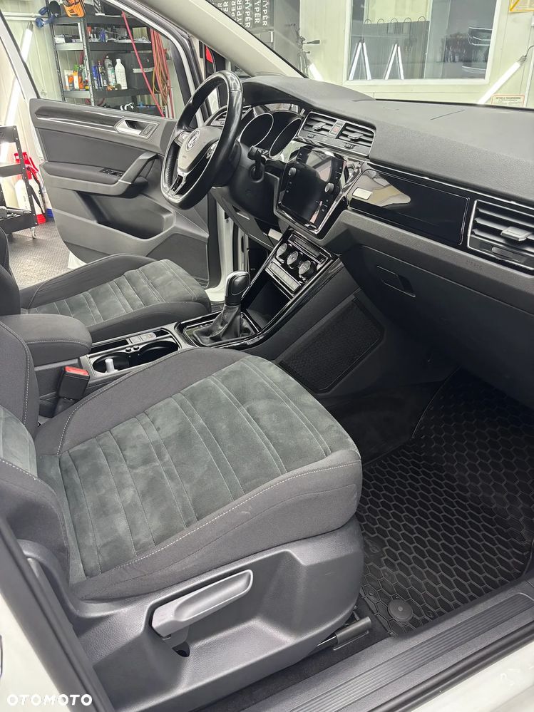 Volkswagen Touran 2.0 TDI BMT Highline DSG - 6
