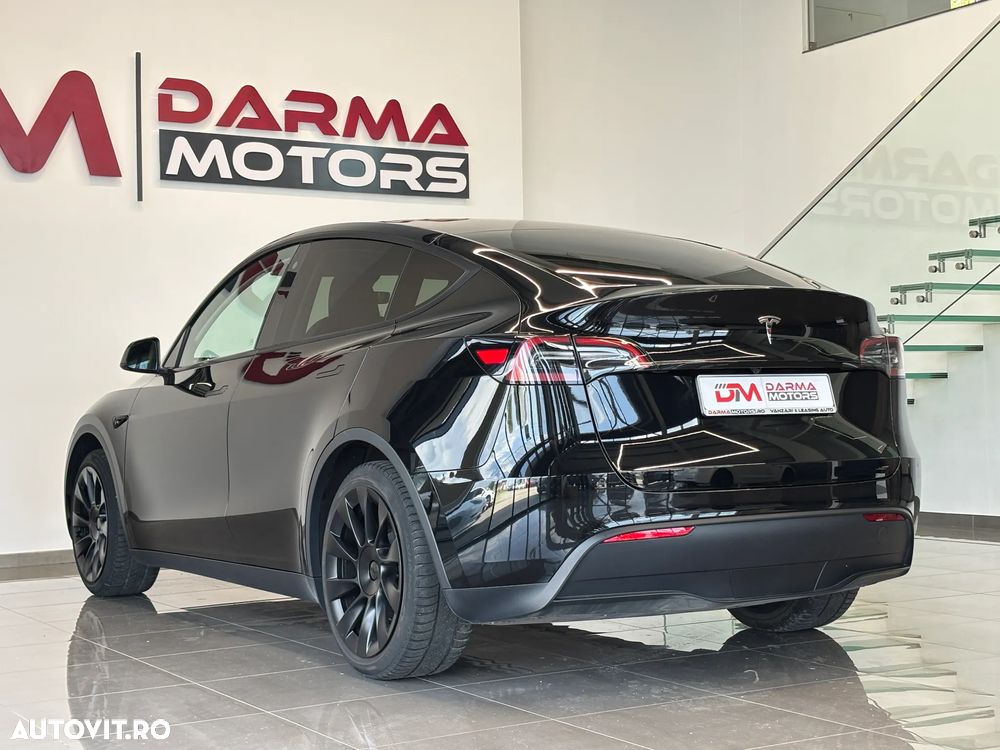 Tesla Model Y RWD - 6