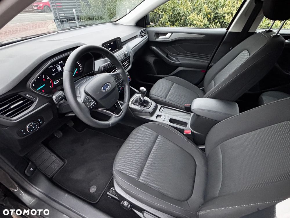 Ford Focus 1.0 EcoBoost Trend Edition - 10