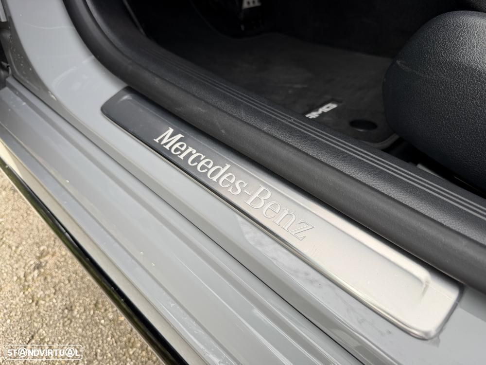 Mercedes-Benz E 300 e AMG Line - 25