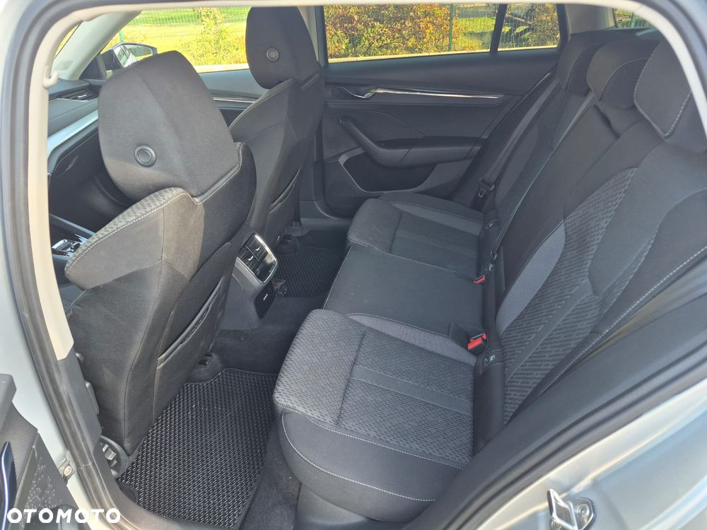 Skoda Octavia - 8