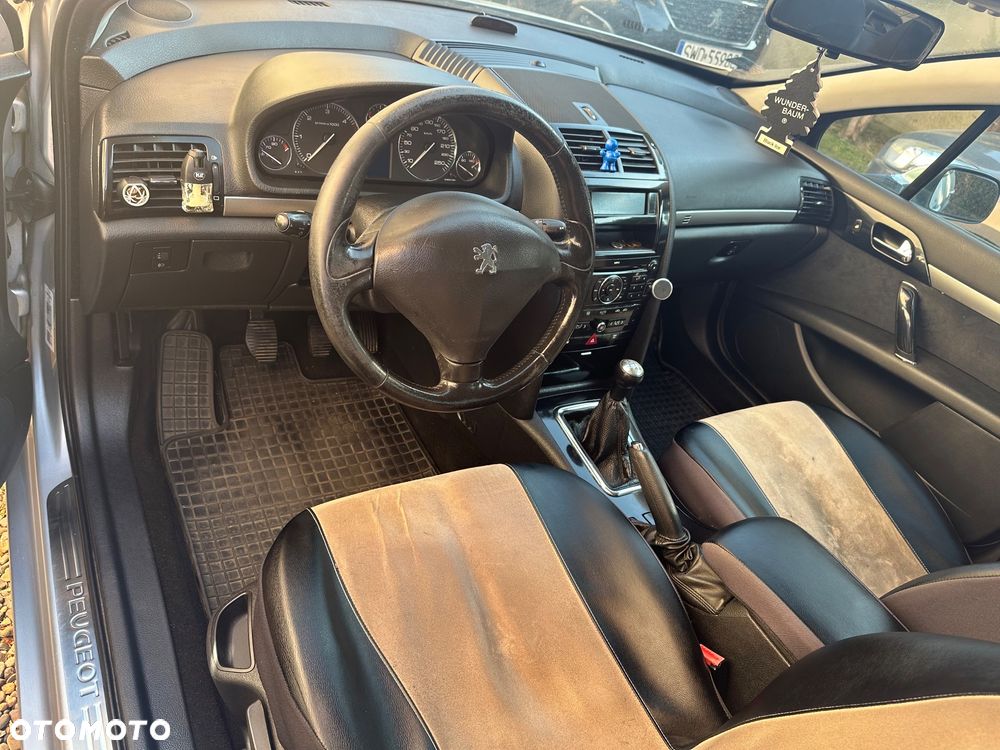 Peugeot 407 - 6