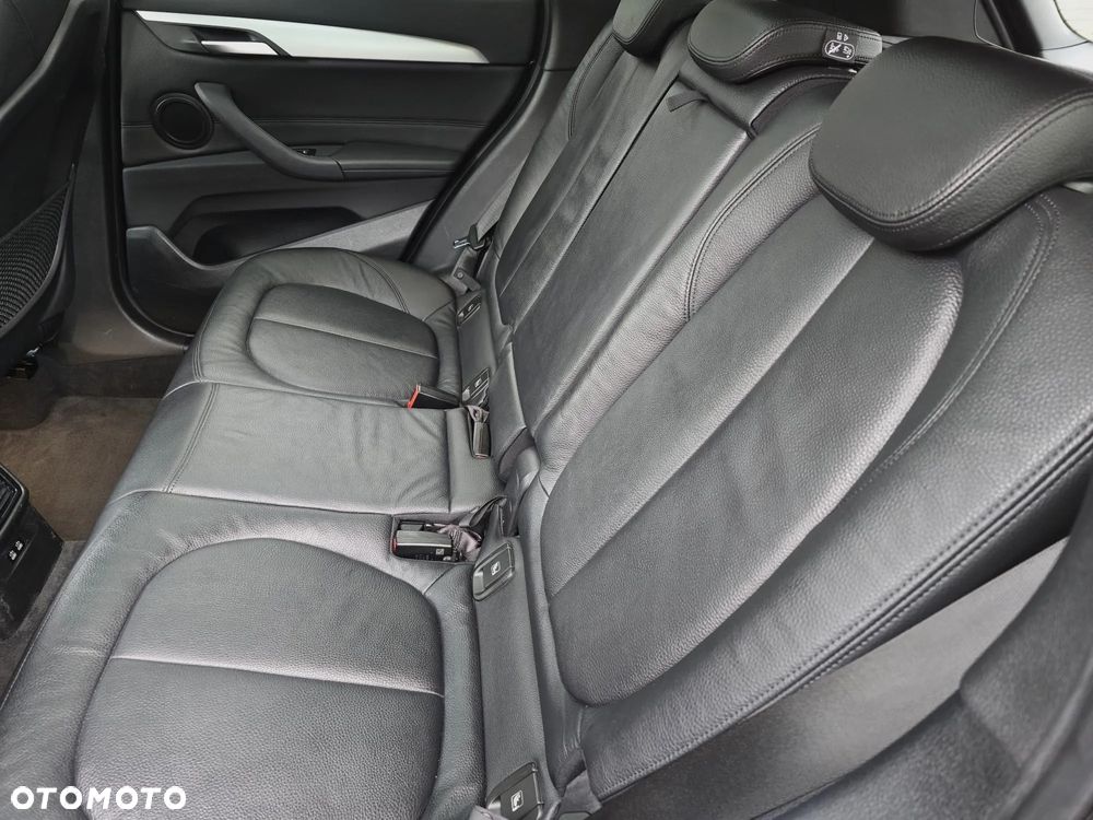BMW X1 xDrive25e xLine - 18