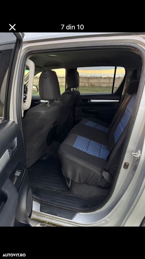 Toyota Hilux 2.4D 150CP 4x4 Double Cab 6MT Comfort - 10