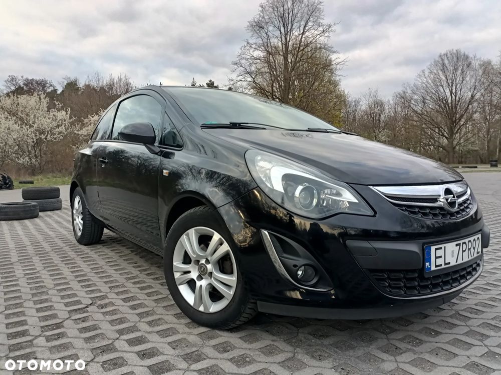 Opel Corsa 1.2 16V Edition - 1