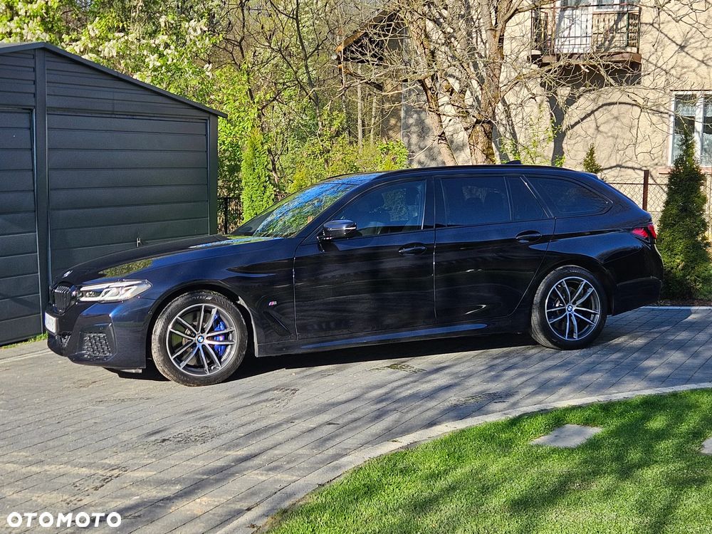 BMW Seria 5 530d xDrive - 10