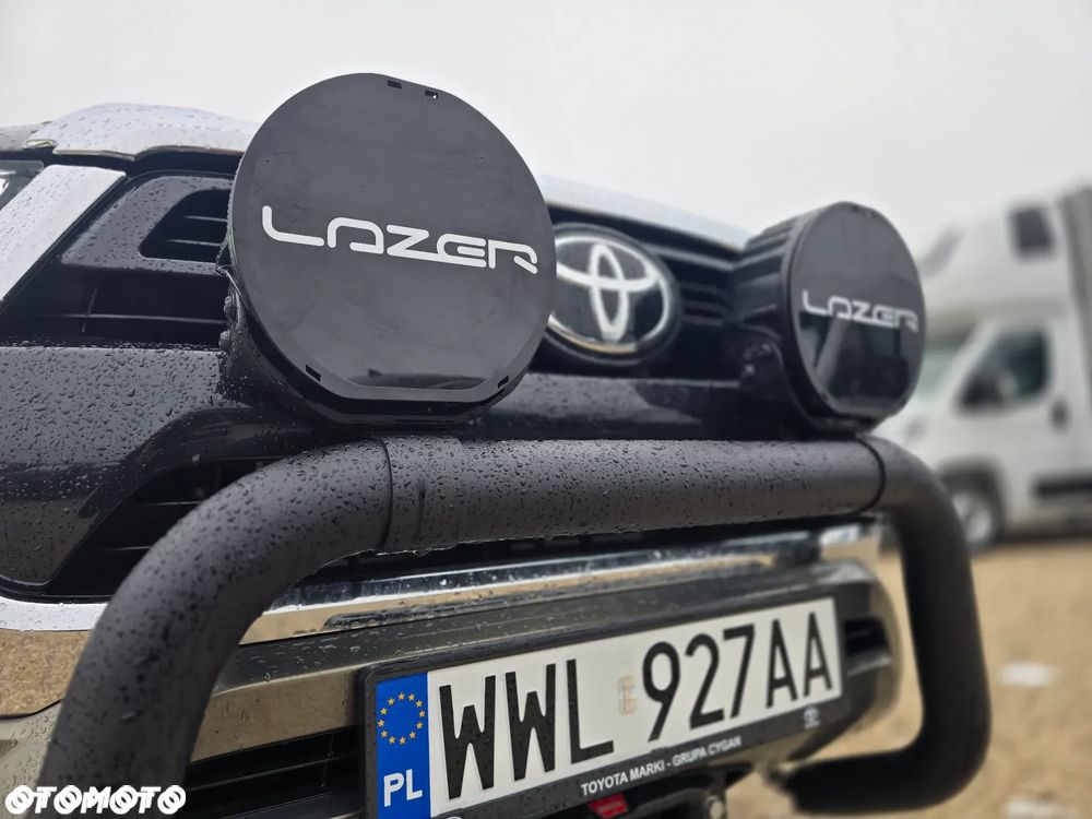 Toyota Hilux 2.8 D-4D Double Cab SR5+ 4x4 - 28