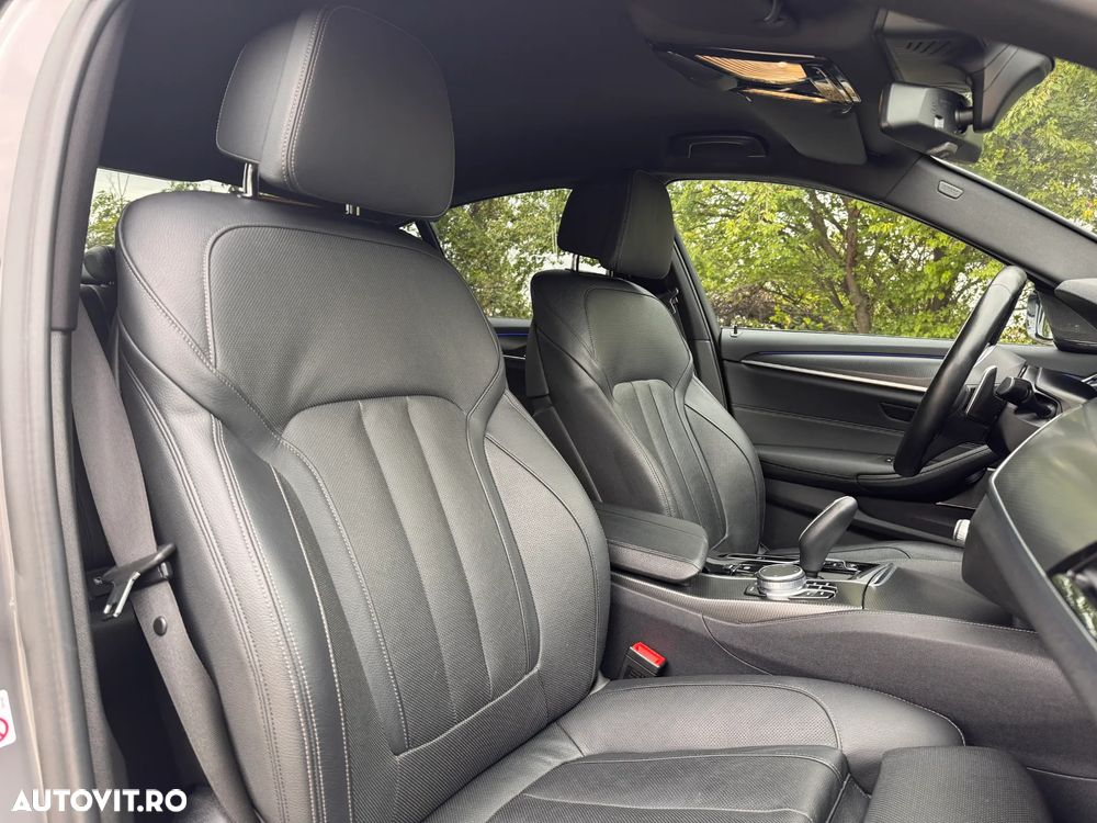 BMW Seria 5 520d Aut. M Sport Edition - 19
